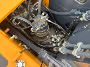 HYUNDAI ROBEX245 LRE (15)