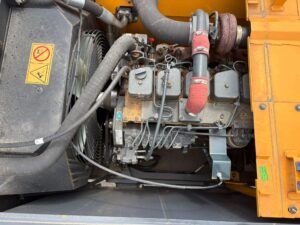 Hyundai R210 (14)
