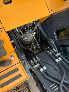 Hyundai R210 (16)