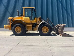 VOLVO L60F (1)