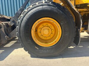 VOLVO L60F (24)