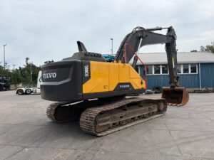EC300e (6)