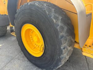 L120 E (16)