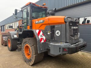 Doosan DL200 (24)