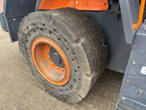 Doosan DL200 (5)