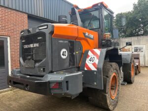 Doosan DL200 (9)