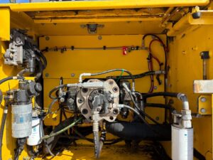 New Holland E265 (11)