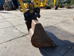 New Holland E265 (16)