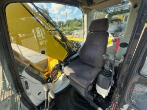 New Holland E265 (21)