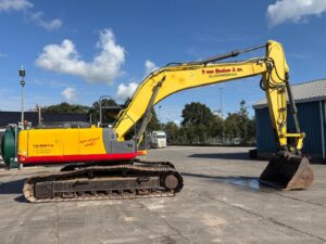 New Holland E265 (5)