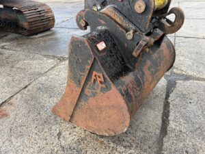 Robex235 (12)