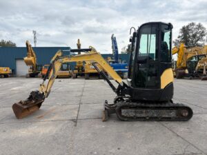 Yanmar VIO20 (1)