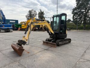 Yanmar VIO20 (2)