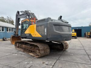EC380 EL VOLVO (11)